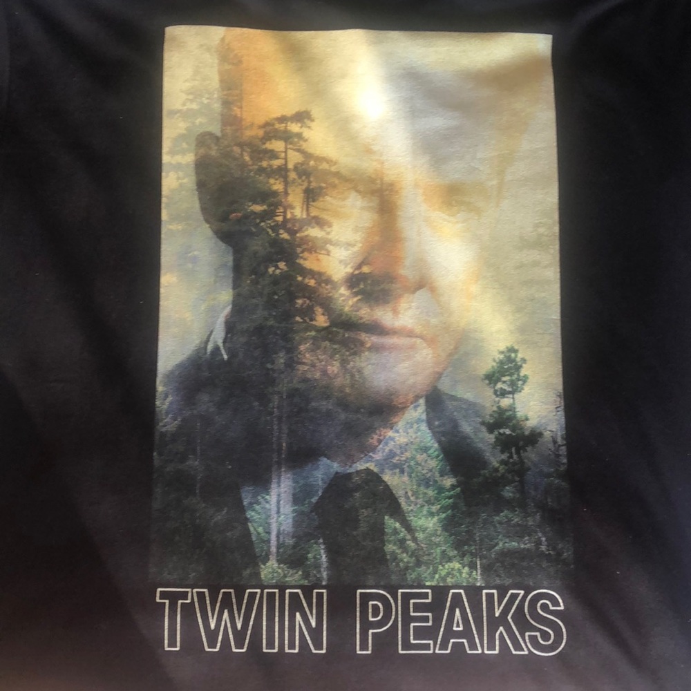 Twin Peaks season 3 2XL mint condition